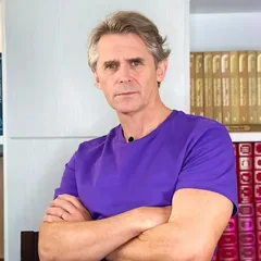 Portrait of Steve Bell